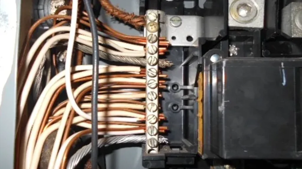 Can 2 Circuits Share a Neutral: Understanding Neutral Sharing in Electrical Systems