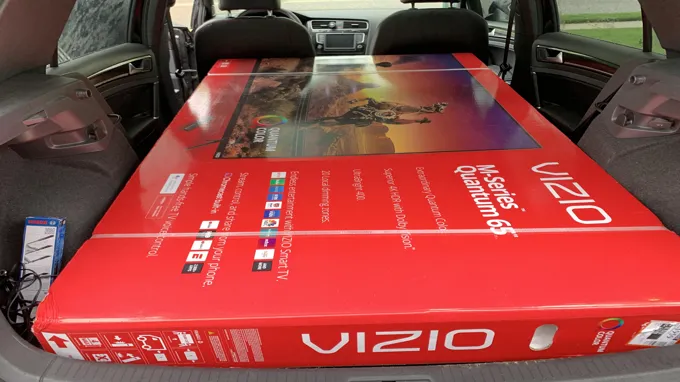 can 65 tv fit in car