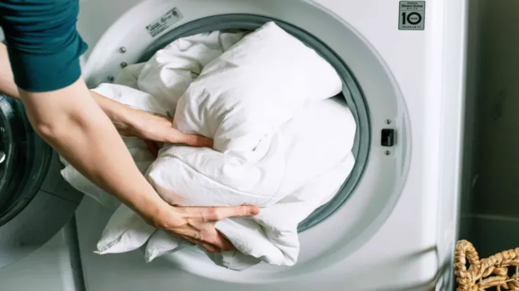 Can a 4.5 cu ft Washer Safely Clean a King Size Comforter? Find Out Now!