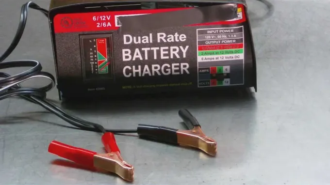 can a battery tender charge a dead battery