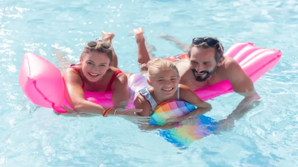 When is a Good Time to Open Your Pool: Expert Tips for Perfect Pool Season