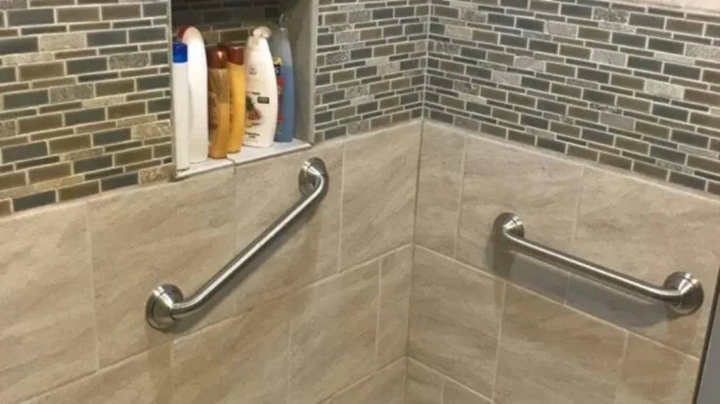 When Should Grab Bars Be Angled: Best Placement for Safety and Support