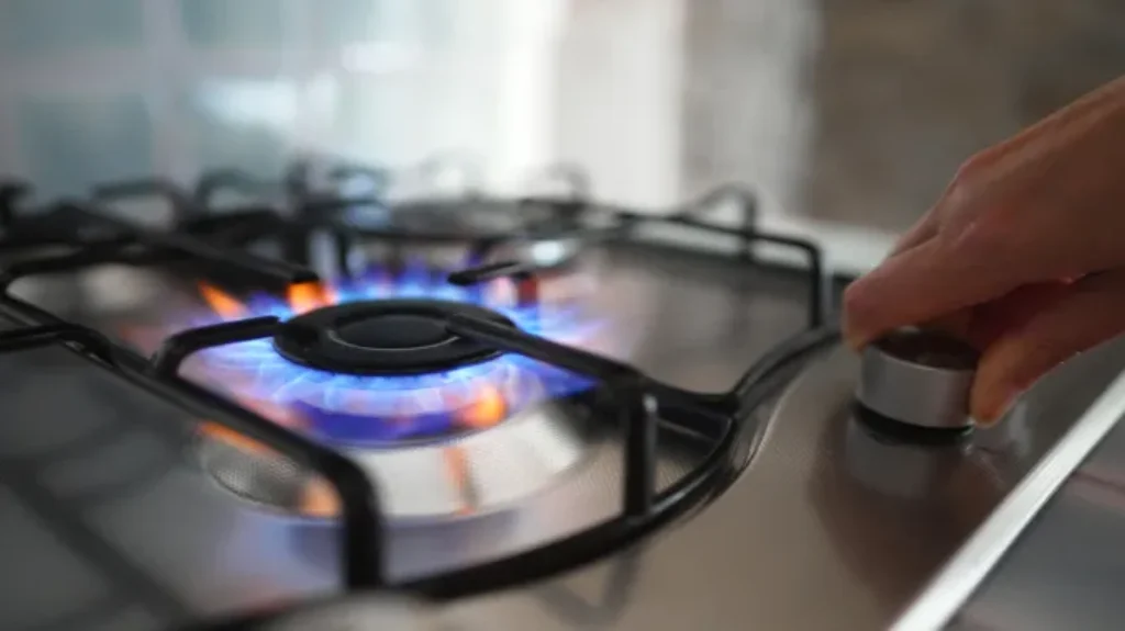 Who Installs a Gas Stove: Key Things to Know Before Hiring a Professional