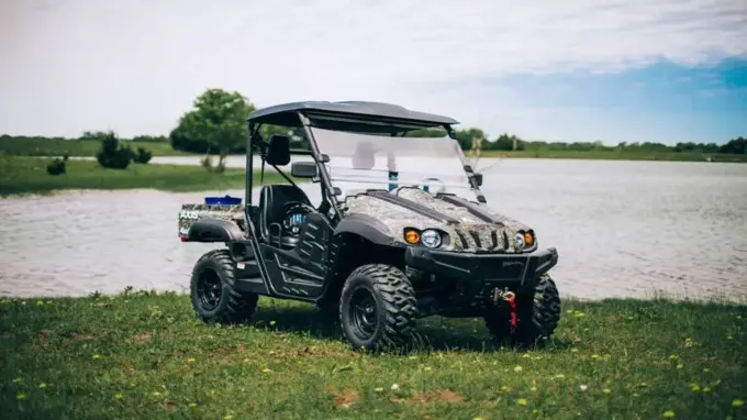 who makes axis 500 utv