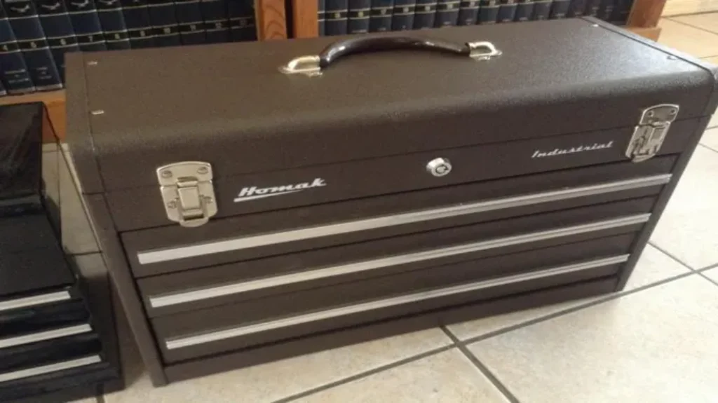 Who Makes Homak Tool Boxes: A Detailed Overview of the Manufacturer