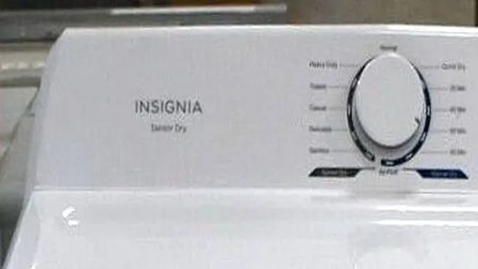 who makes insignia washers and dryers