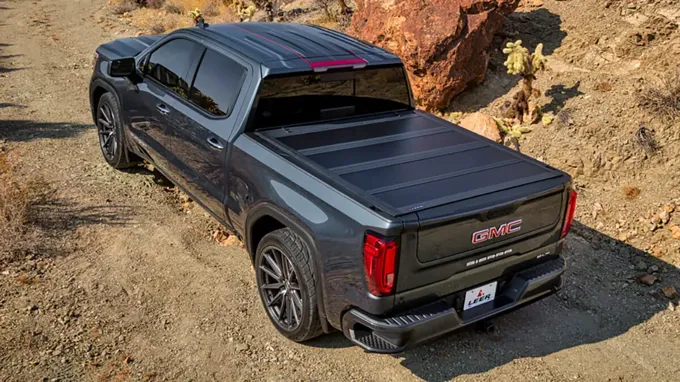 who makes rev tonneau cover