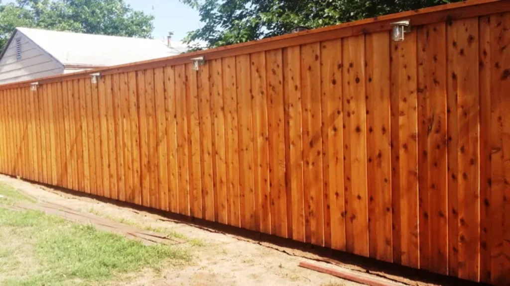 When to Stain New Cedar Fence for Long-Lasting Protection